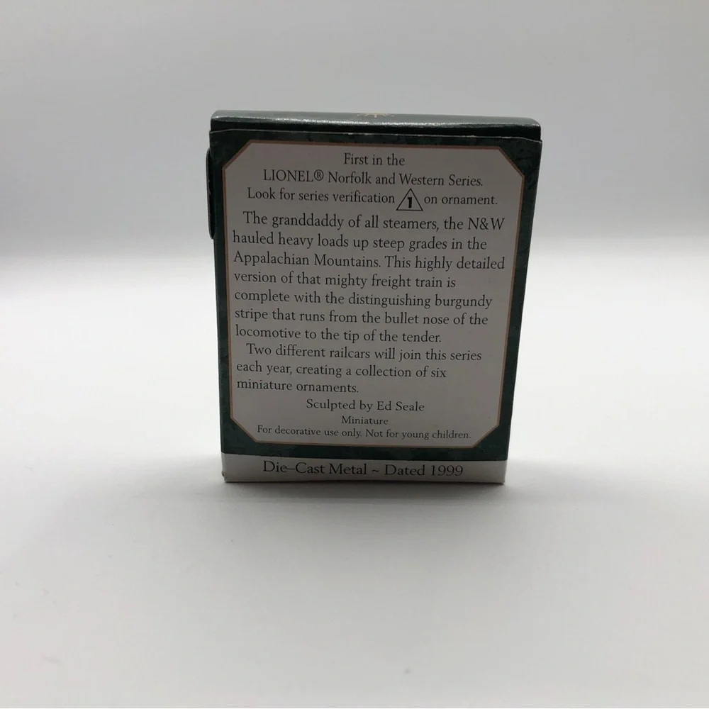 Hallmark Keepsake Ornament 1999 Locomotive & Tender Lionel 746 Norfolk & Western